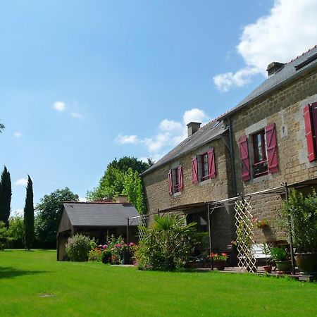 Chambres D'Hotes Le Bas Rassinoux Saint-Ouen-des-Alleux Экстерьер фото