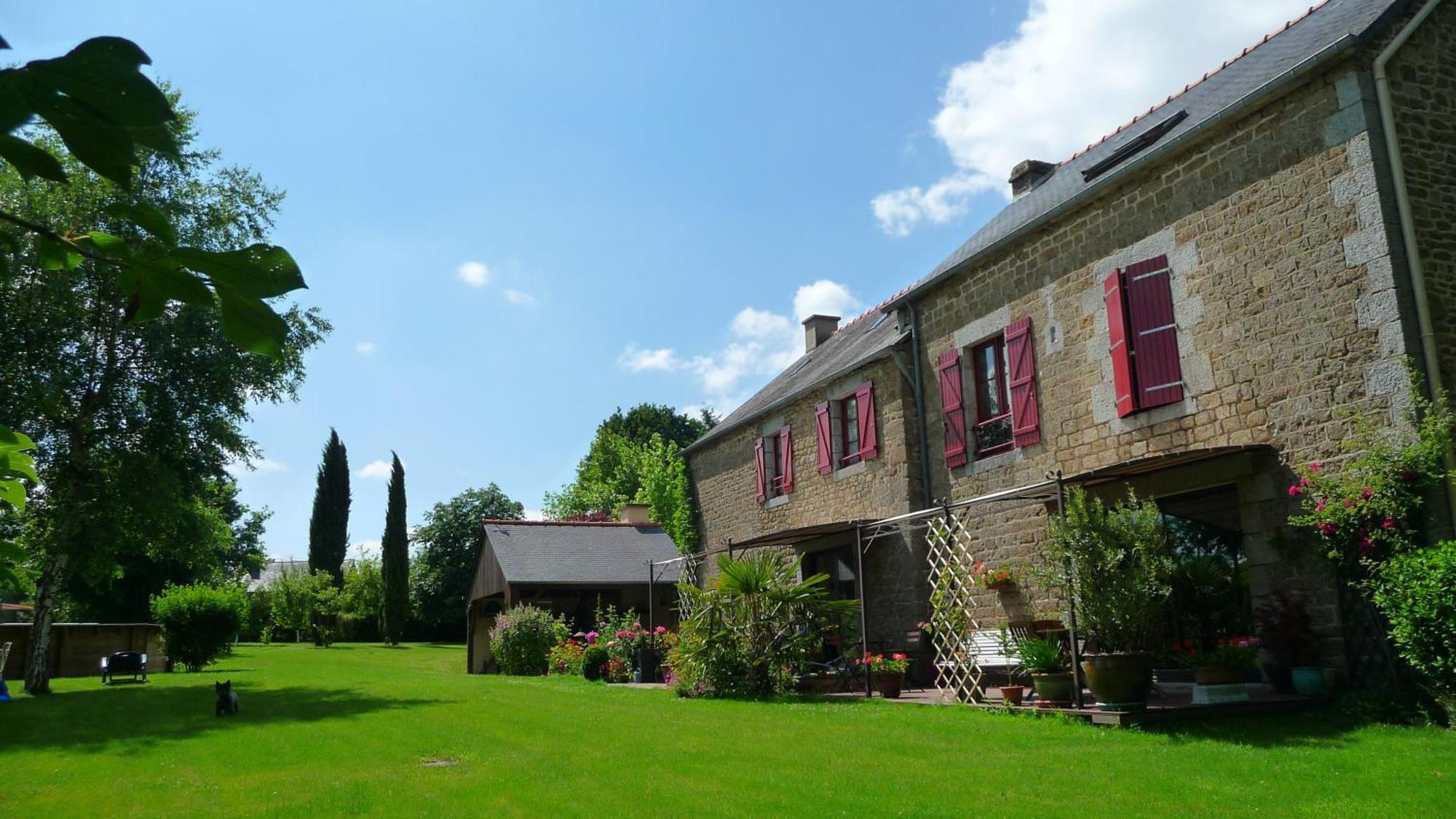 Chambres D'Hotes Le Bas Rassinoux Saint-Ouen-des-Alleux Экстерьер фото