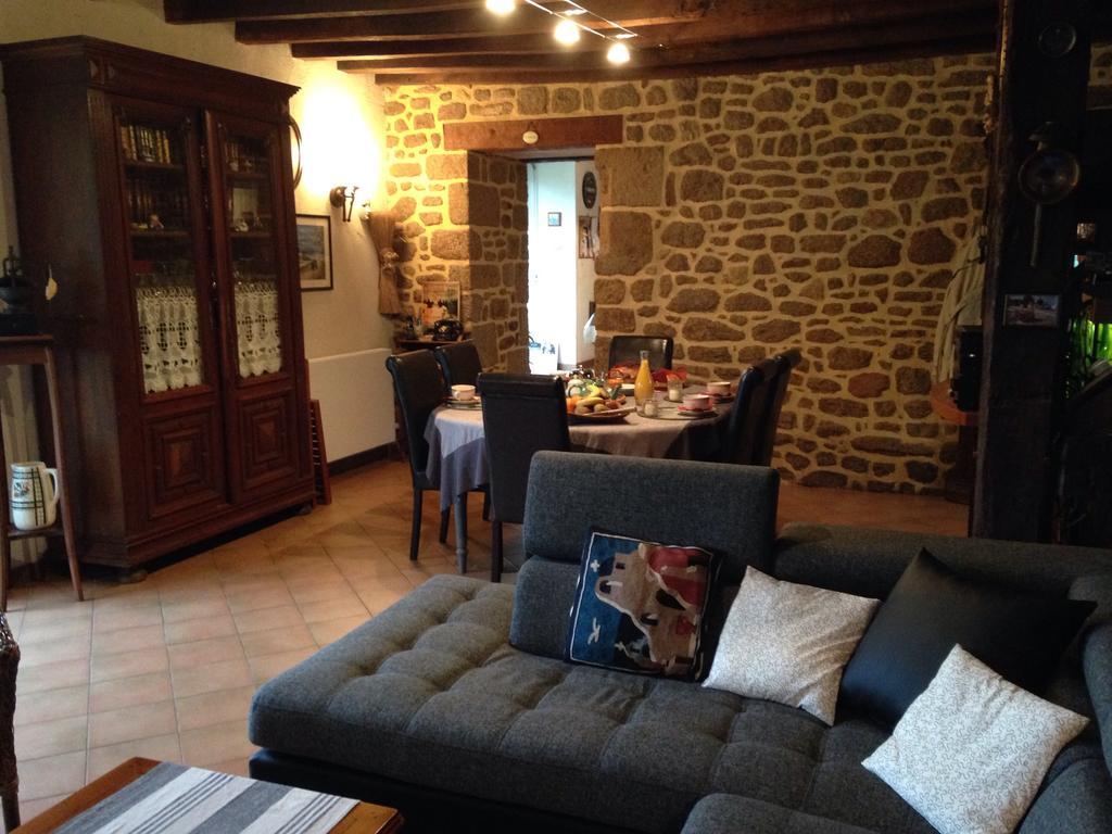 Chambres D'Hotes Le Bas Rassinoux Saint-Ouen-des-Alleux Экстерьер фото